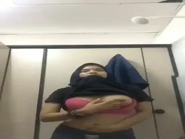 Jilbab Nakal Pulang ngampus Langsung Ngentot Liar poster